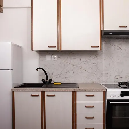 Apartma-studio Ajdna