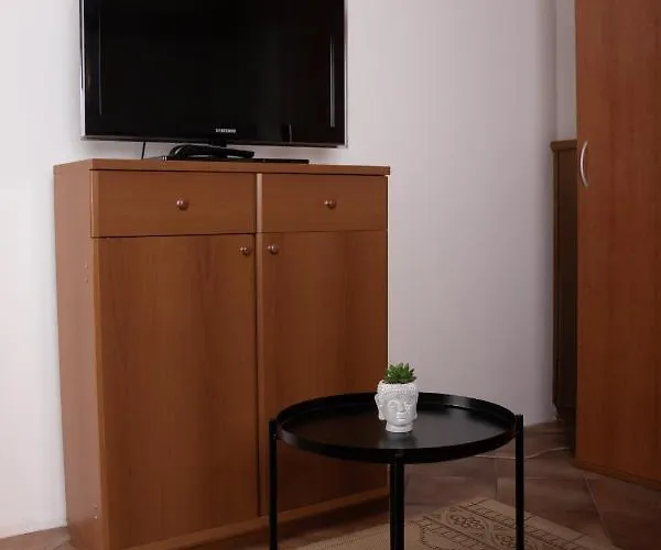 Apartma-studio Ajdna * Zirovnica